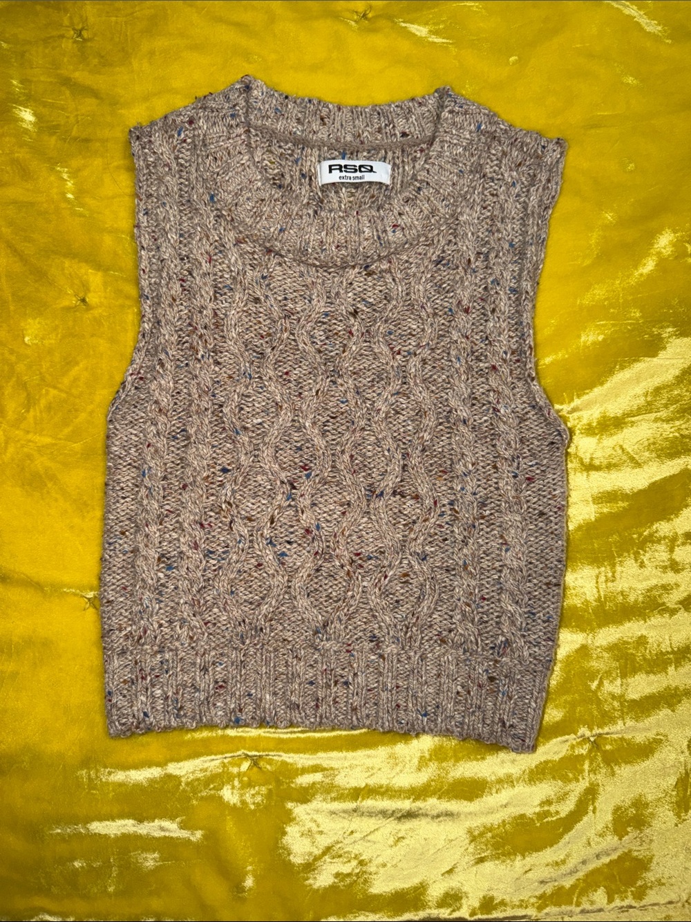 RSQ Fleck Cable Knit Sleeveless V-Neck Cropped Sweater Vest